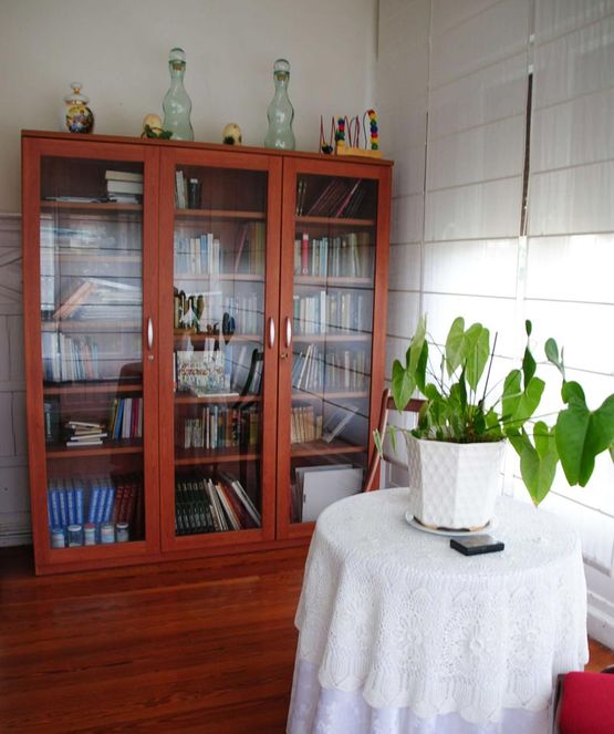 Residencia Lombardía salón lectura